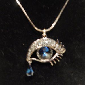 eye of Horus pendant